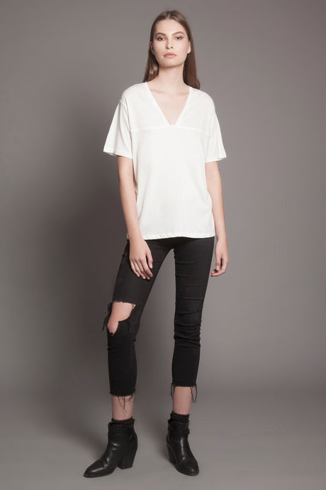 Basic Deep-V Tee Daylight White