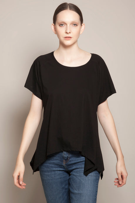 Round Neck Asymmetric Tee Black